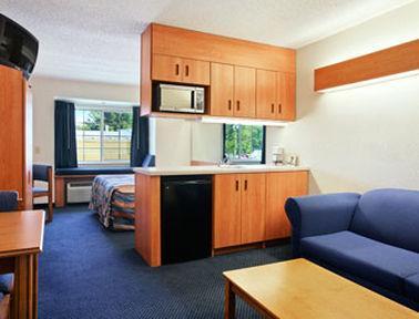 Microtel Inn & Suites By Wyndham Lillington/Campbell University Cameră foto